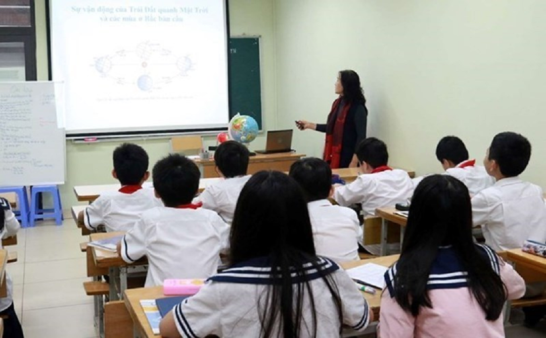 Bản tin 30/6: UBND cấp xã quản lý hoạt động dạy thêm, học thêm- Ảnh 1. Bản tin 30/6: UBND cấp xã quản lý hoạt động dạy thêm, học thêm- Ảnh 1.
