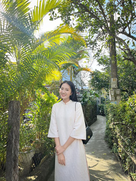 Gia thế gây bất ngờ của tân Hoa hậu Việt Nam Hà Trúc Linh- Ảnh 3. Gia thế gây bất ngờ của tân Hoa hậu Việt Nam Hà Trúc Linh- Ảnh 3.