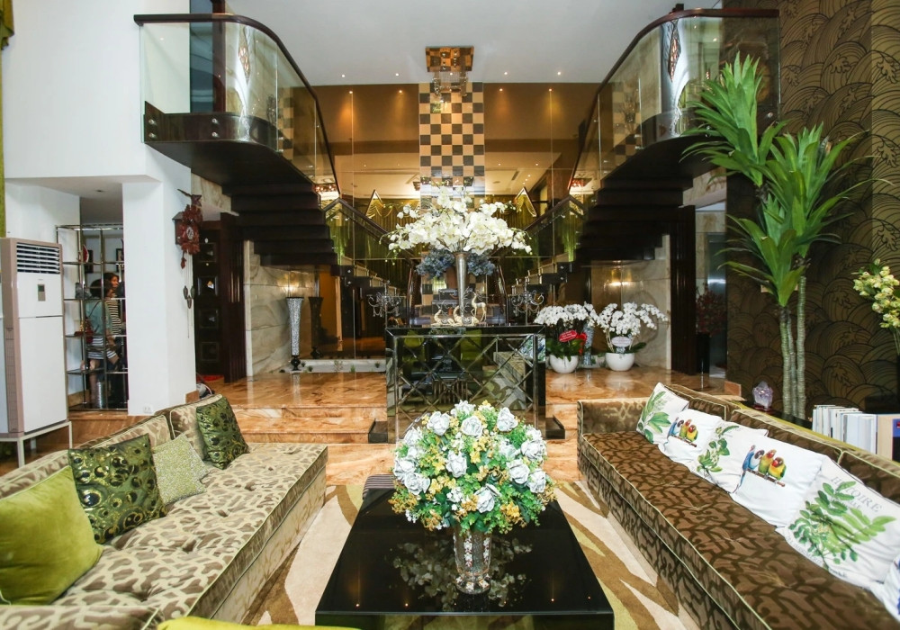 Lý do bất ngờ khiến Đàm Vĩnh Hưng rao bán biệt thự triệu đô- Ảnh 4. Lý do bất ngờ khiến Đàm Vĩnh Hưng rao bán biệt thự triệu đô- Ảnh 4.