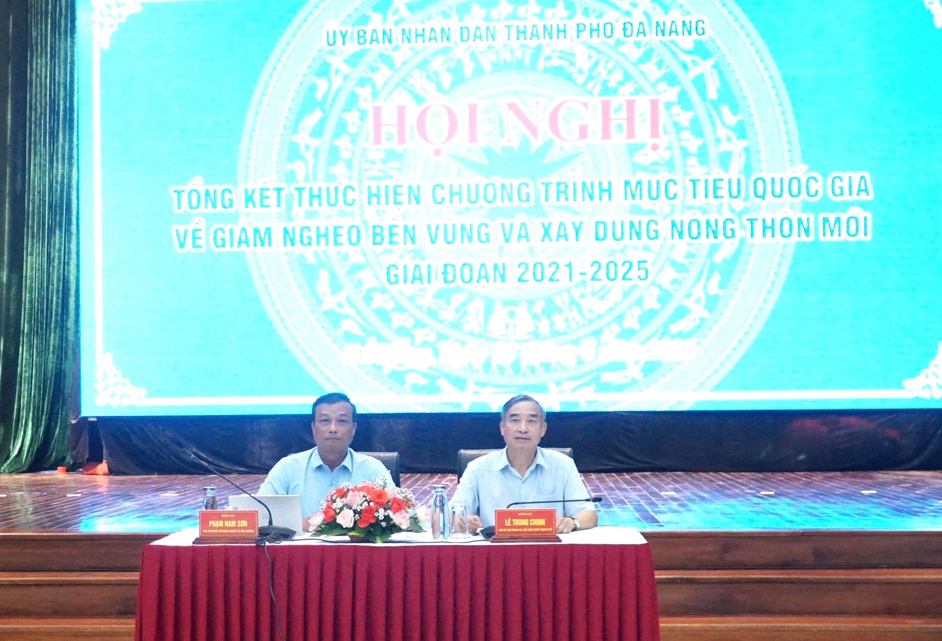 Đà Nẵng đặt mục tiêu "kéo" tỷ lệ hộ nghèo về 0% vào cuối năm 2025- Ảnh 2. Đà Nẵng đặt mục tiêu "kéo" tỷ lệ hộ nghèo về 0% vào cuối năm 2025- Ảnh 2.