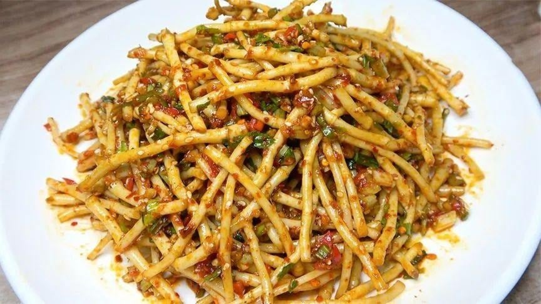Đừng chỉ ăn lá, rễ loại cây này quý như "nhân sâm người nghèo" ở quê mọc um tùm như cỏ dại- Ảnh 3. Đừng chỉ ăn lá, rễ loại cây này quý như "nhân sâm người nghèo" ở quê mọc um tùm như cỏ dại- Ảnh 3.