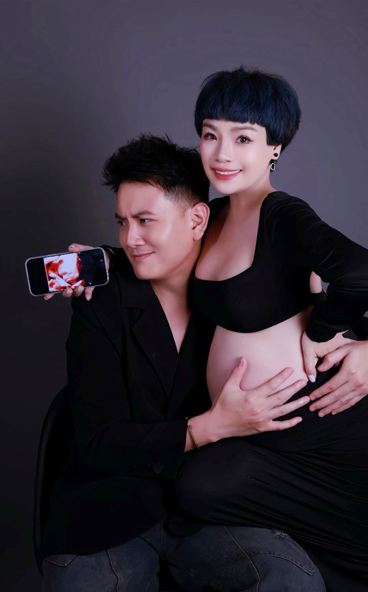 Ca sĩ Ngọc Khuê thông báo tin vui bất ngờ ở tuổi 42 sau 10 năm ly hôn- Ảnh 2. Ca sĩ Ngọc Khuê thông báo tin vui bất ngờ ở tuổi 42 sau 10 năm ly hôn- Ảnh 2.