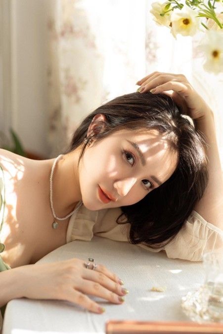 Tiểu thư Sài thành sau 4 năm kết hôn với thiếu gia Phan Thành, hiện ra sao?- Ảnh 1. Tiểu thư Sài thành sau 4 năm kết hôn với thiếu gia Phan Thành, hiện ra sao?- Ảnh 1.
