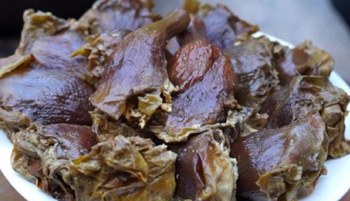 Thứ đặc sản xưa rụng thối gốc không ai nhặt nay được dân phố săn lùng- Ảnh 5. Thứ đặc sản xưa rụng thối gốc không ai nhặt nay được dân phố săn lùng- Ảnh 5.