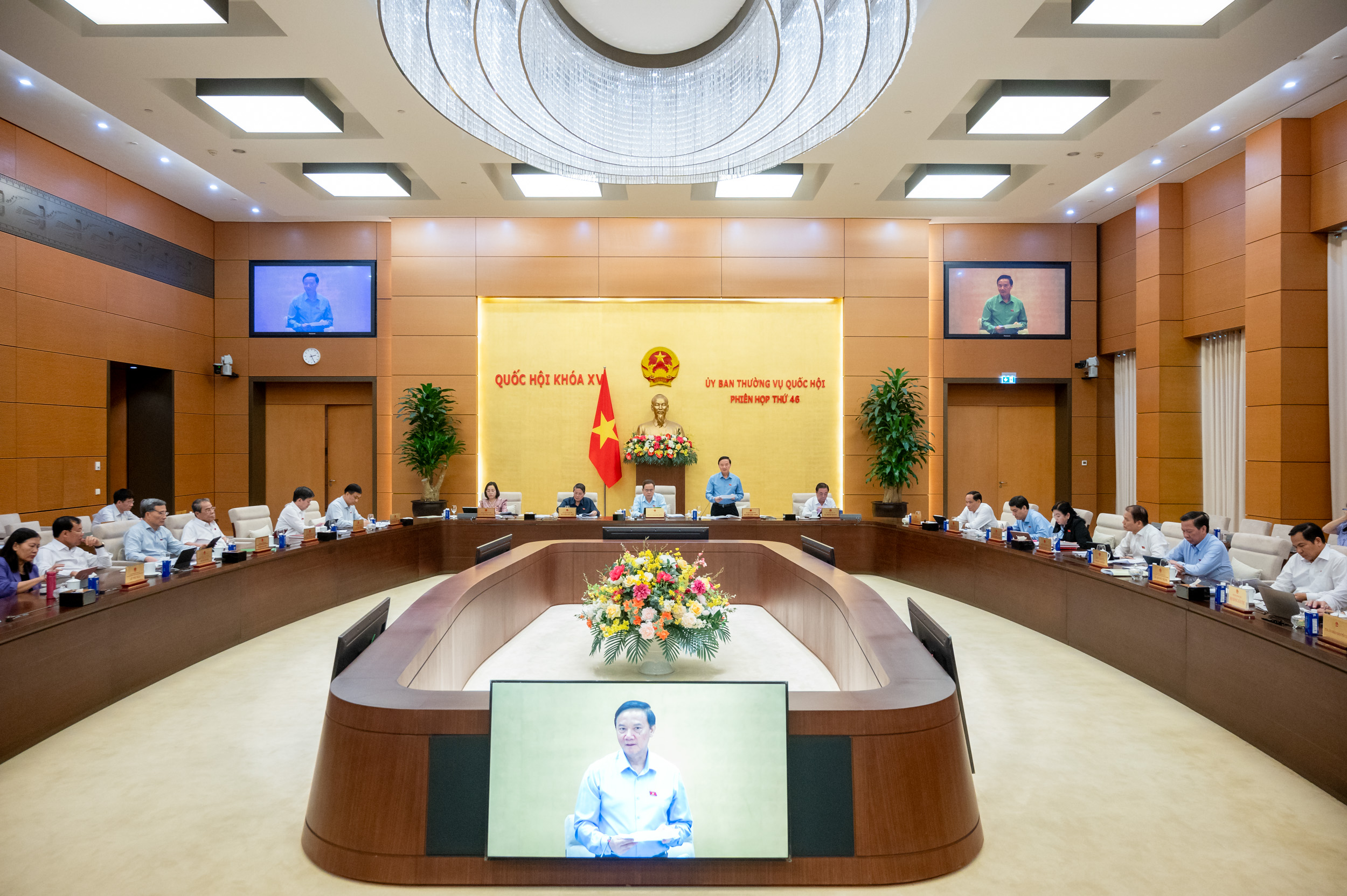 Bộ trưởng Nội vụ nêu “cái khó” nếu HĐND cấp tỉnh không được phân cấp- Ảnh 1.