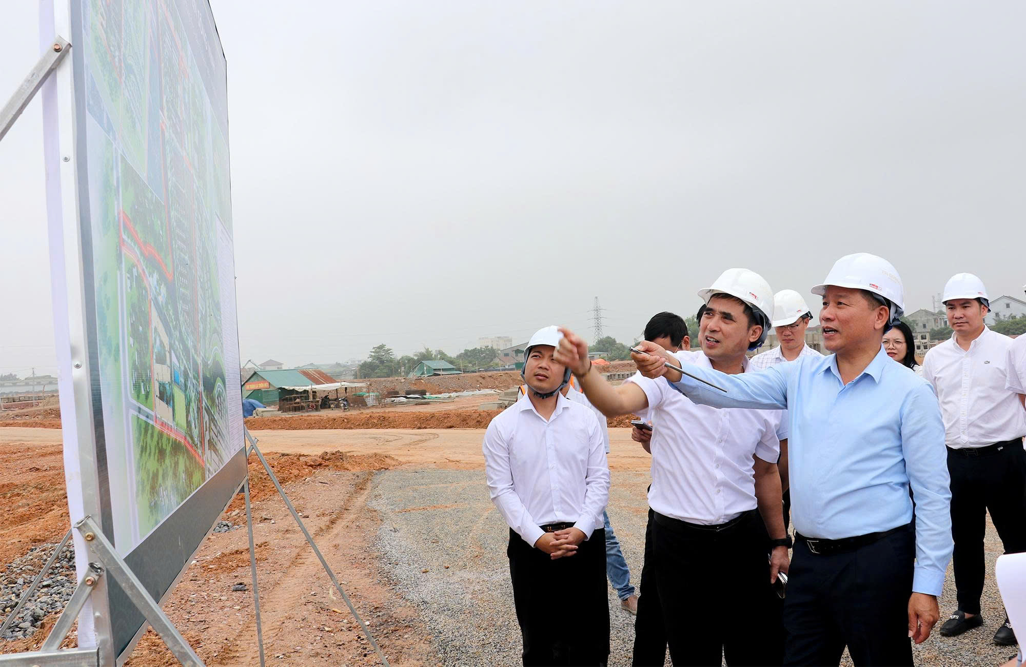 Nghệ An thu ngân sách 5 tháng ước đạt 10.846 tỷ đồng- Ảnh 2. Nghệ An thu ngân sách 5 tháng ước đạt 10.846 tỷ đồng- Ảnh 2.