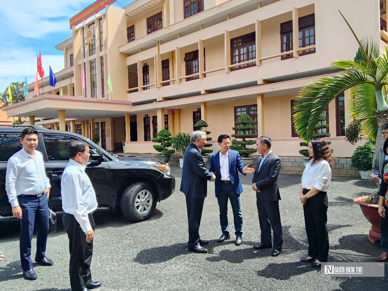 Phó Thủ tướng Nguyễn Hòa Bình: Lâm Đồng mới phải đảm bảo dịch vụ công thông suốt, hiệu quả- Ảnh 1. Phó Thủ tướng Nguyễn Hòa Bình: Lâm Đồng mới phải đảm bảo dịch vụ công thông suốt, hiệu quả- Ảnh 1.