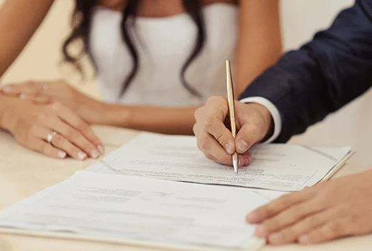 Người hạn chế năng lực hành vi dân sự có được đăng ký kết hôn?- Ảnh 1.