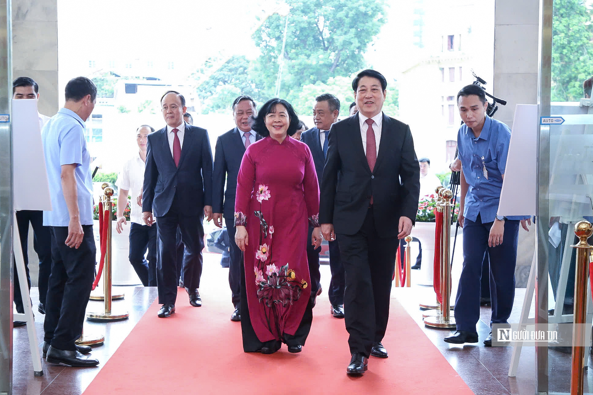 Chủ tịch nước Lương Cường dự lễ công bố sắp xếp các đơn vị hành chính xã, phường ở Hà Nội- Ảnh 1. Chủ tịch nước Lương Cường dự lễ công bố sắp xếp các đơn vị hành chính xã, phường ở Hà Nội- Ảnh 1.