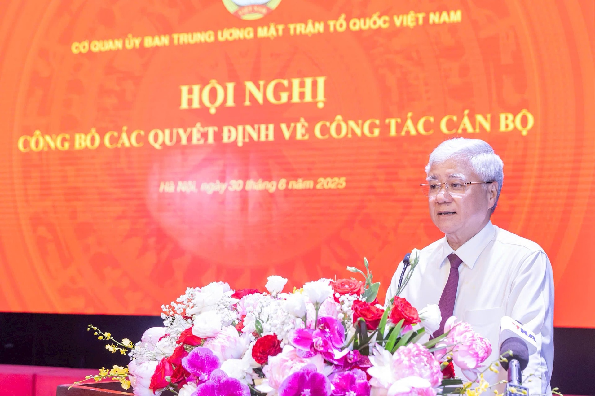 Công bố Quyết định thành lập 19 Ban, đơn vị Cơ quan UBTƯ MTTQ Việt Nam- Ảnh 9. Công bố Quyết định thành lập 19 Ban, đơn vị Cơ quan UBTƯ MTTQ Việt Nam- Ảnh 9.