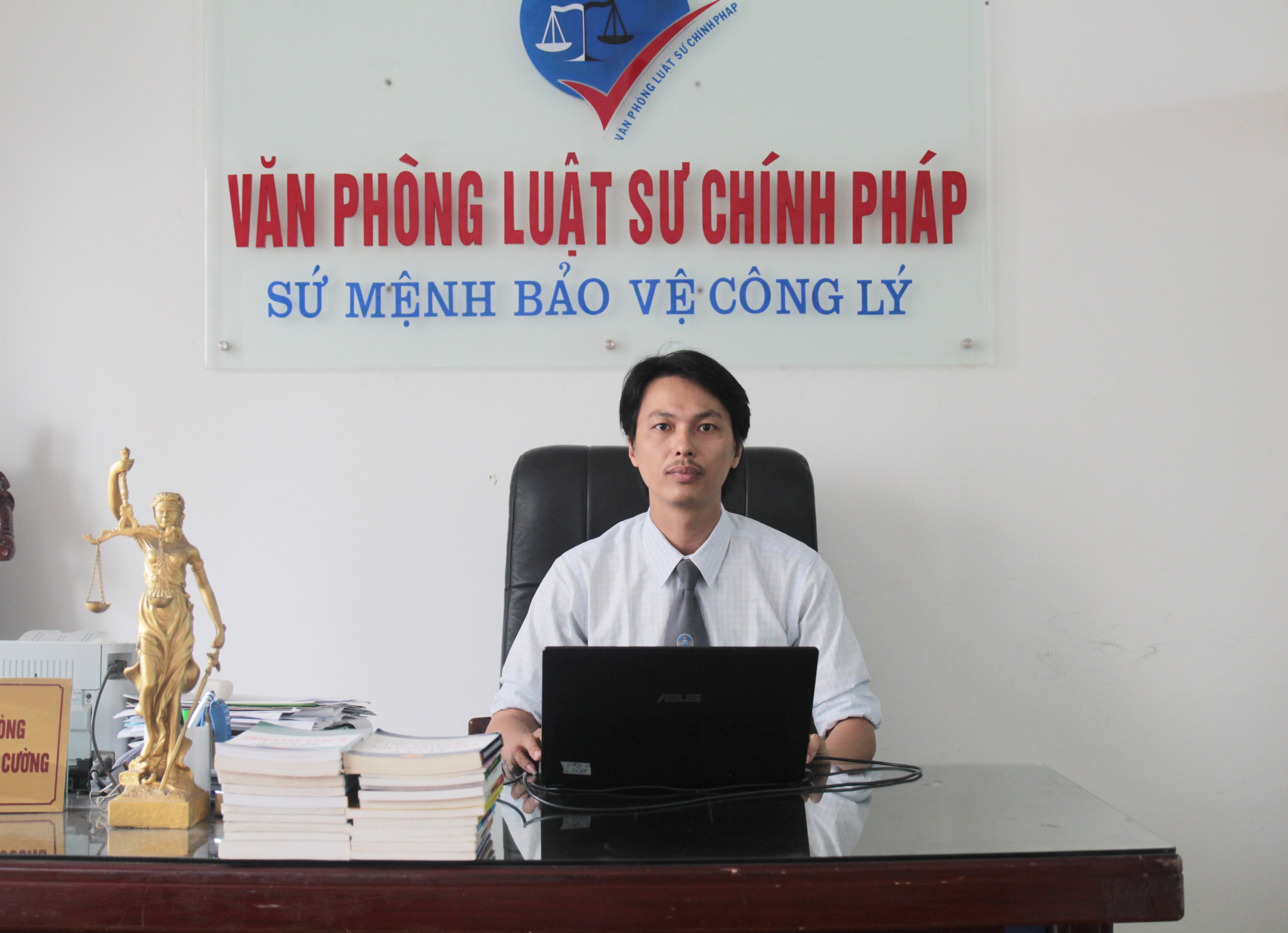 Thuốc lá điện tử vẫn tràn ngập “chợ đen”- Ảnh 7. Thuốc lá điện tử vẫn tràn ngập “chợ đen”- Ảnh 7.