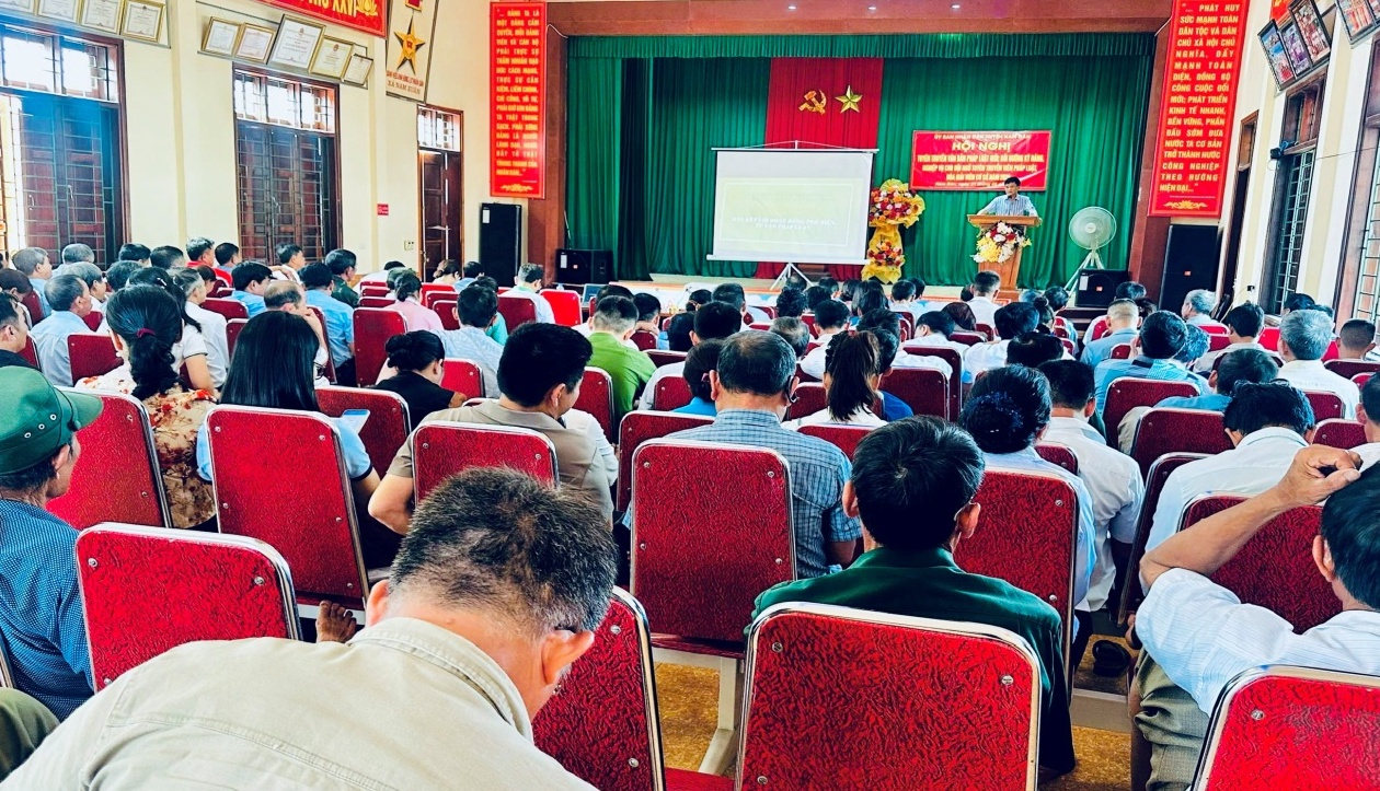 Hội Luật gia tỉnh Nghệ An đẩy mạnh tư vấn Luật Đất đai cho người dân- Ảnh 2. Hội Luật gia tỉnh Nghệ An đẩy mạnh tư vấn Luật Đất đai cho người dân- Ảnh 2.