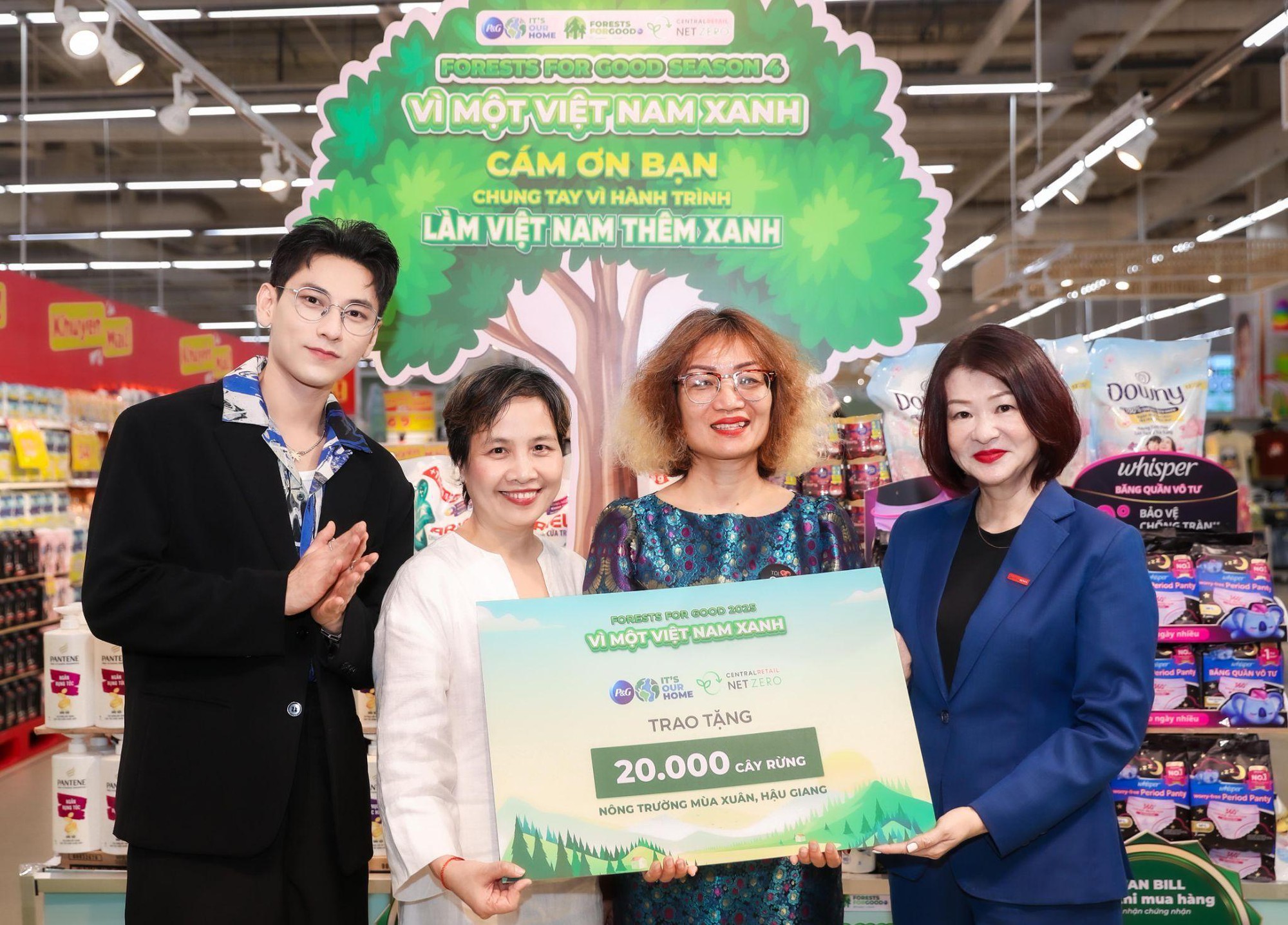 P&G và Central Retail tiếp tục nỗ lực tăng mảnh xanh cho Việt Nam- Ảnh 1. P&G và Central Retail tiếp tục nỗ lực tăng mảnh xanh cho Việt Nam- Ảnh 1.