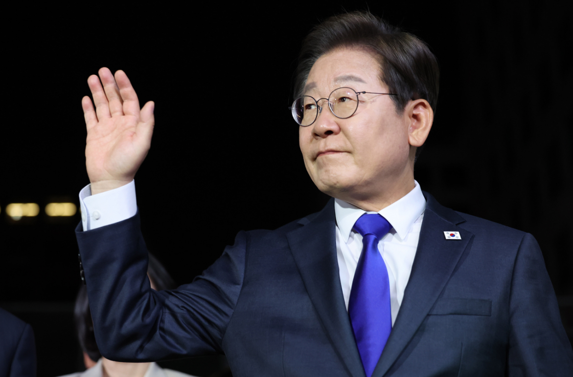 Thông điệp đầu tiên từ tân Tổng thống Hàn Quốc Lee Jae-myung- Ảnh 1. Thông điệp đầu tiên từ tân Tổng thống Hàn Quốc Lee Jae-myung- Ảnh 1.