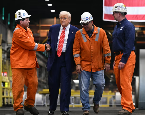 Thuế 50% với thép, nhôm nhập khẩu: Động thái cứng rắn từ ông Trump chính thức có hiệu lực- Ảnh 2. Thuế 50% với thép, nhôm nhập khẩu: Động thái cứng rắn từ ông Trump chính thức có hiệu lực- Ảnh 2.