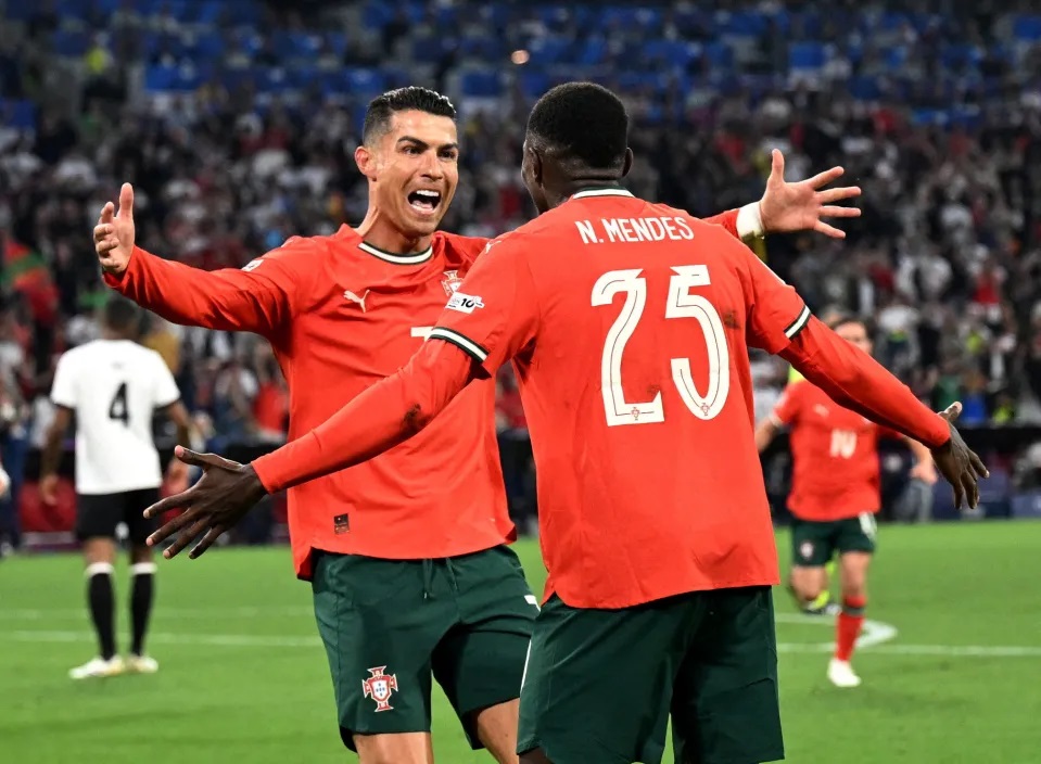 Ronaldo có bàn thắng quan trọng đưa Bồ Đào Nha vào chung kết Nations League. (Ảnh: Reuters) Ronaldo có bàn thắng quan trọng đưa Bồ Đào Nha vào chung kết Nations League. (Ảnh: Reuters)