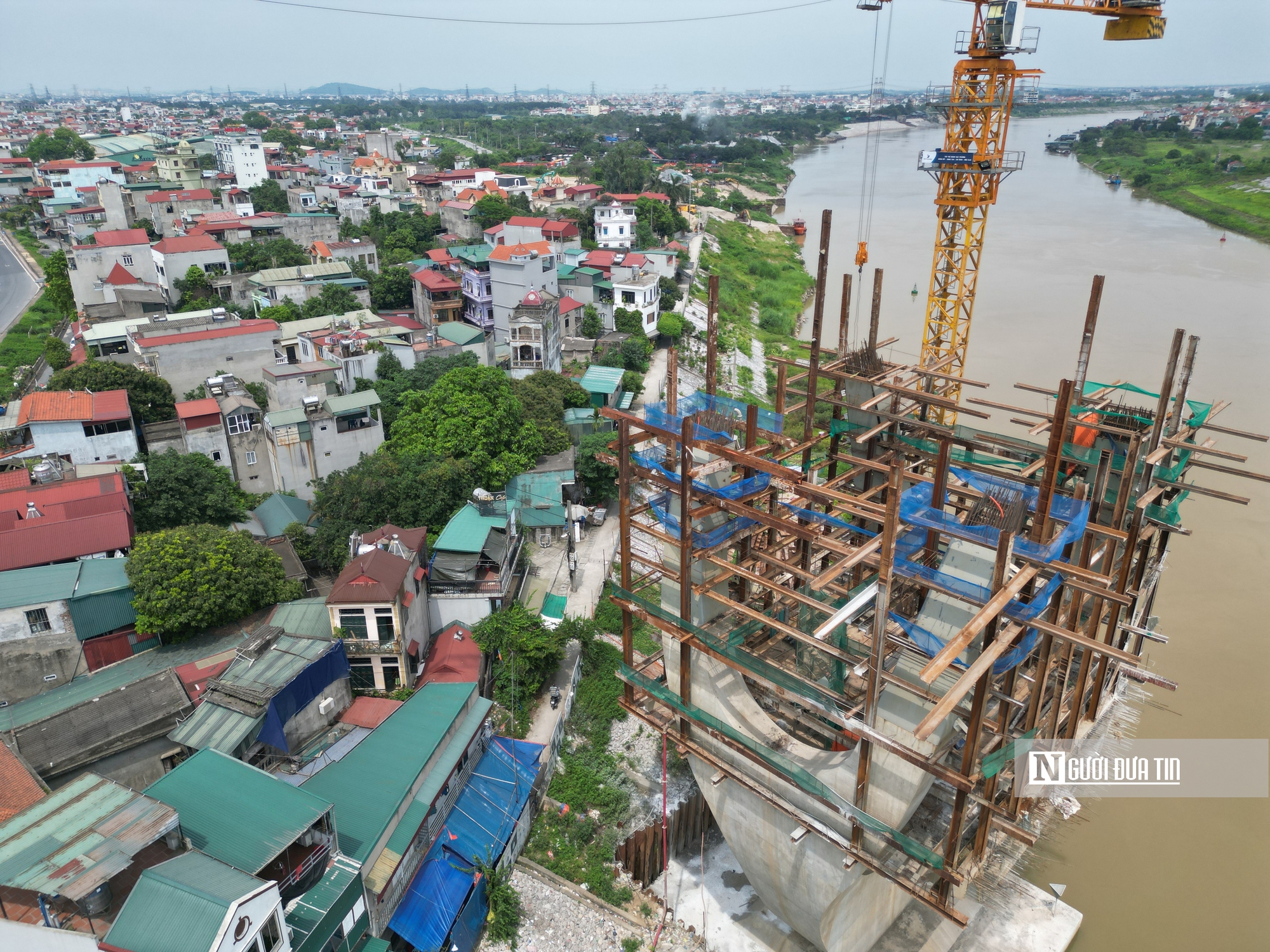 Hai trụ cầu tại dự án nghìn tỷ trơ trọi sau nhiều năm thi công- Ảnh 3. Hai trụ cầu tại dự án nghìn tỷ trơ trọi sau nhiều năm thi công- Ảnh 3.