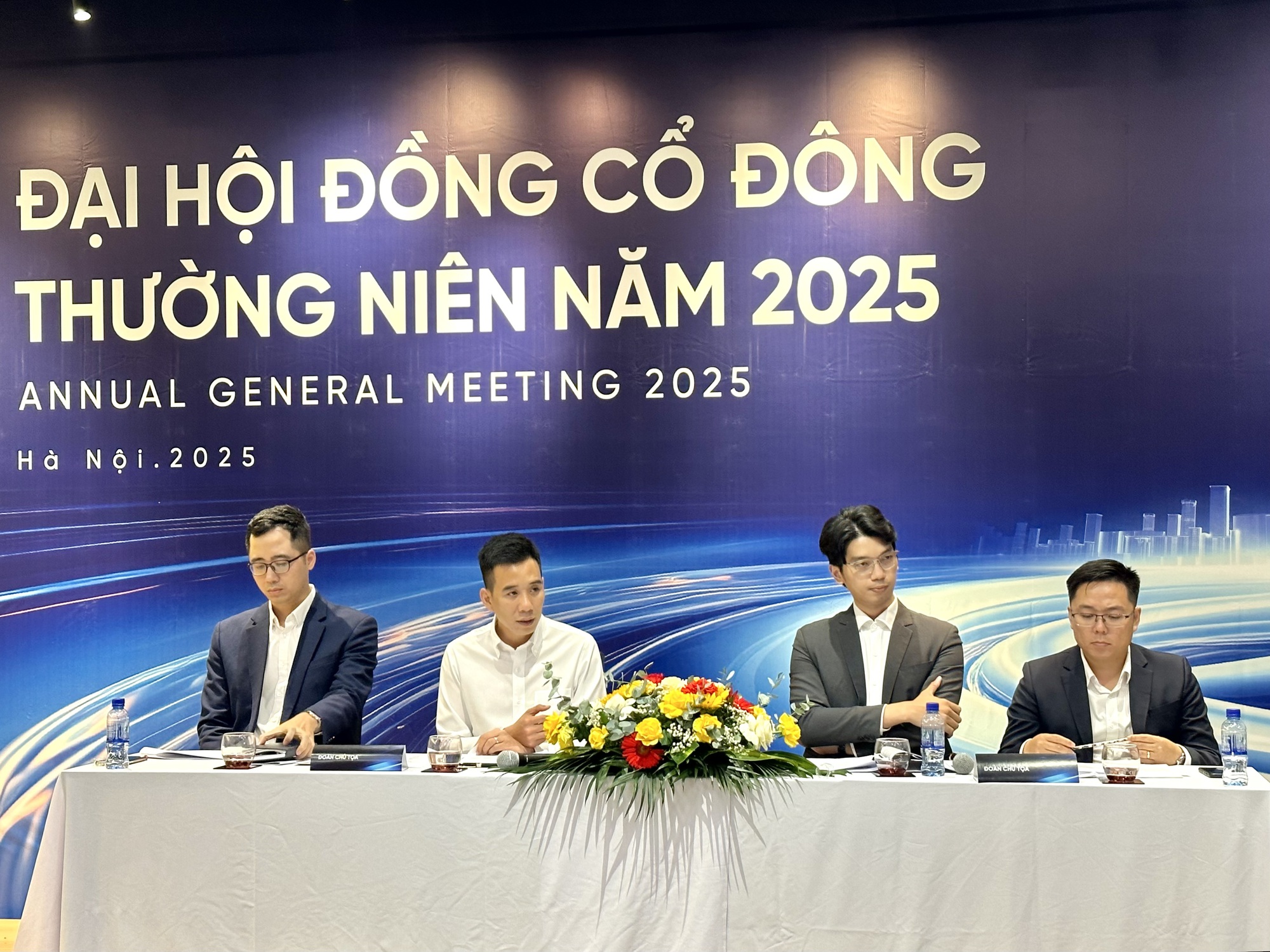 IDJ đẩy mạnh pháp lý và thi công loạt dự án, xoay trục sang công nghiệp- Ảnh 1. IDJ đẩy mạnh pháp lý và thi công loạt dự án, xoay trục sang công nghiệp- Ảnh 1.