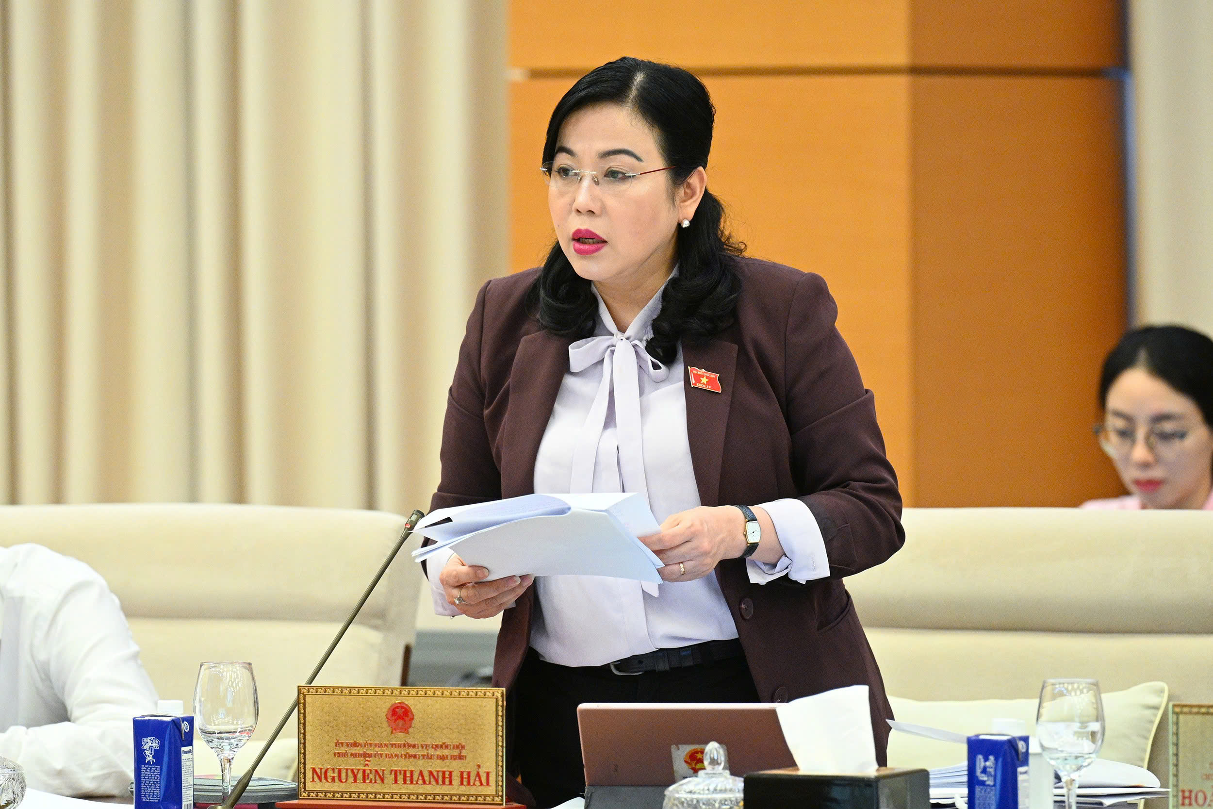 Có ĐBQH chuyên trách 3-4 chức danh nhưng không biết bổ nhiệm bao giờ- Ảnh 3. Có ĐBQH chuyên trách 3-4 chức danh nhưng không biết bổ nhiệm bao giờ- Ảnh 3.