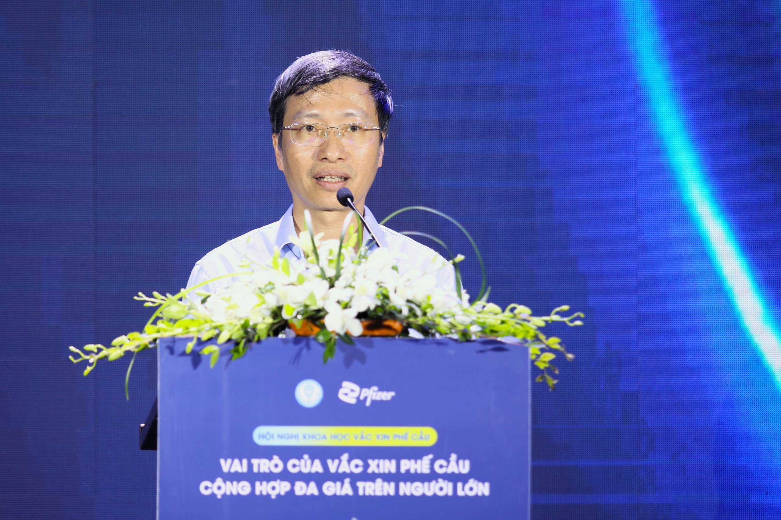 Pfizer và Hội Y học dự phòng Việt Nam phối hợp tổ chức chuỗi hội nghị khoa học quốc tế “vai trò của vắc-xin phế cầu cộng hợp đa giá trên người lớn - di sản và hành trình”- Ảnh 5. Pfizer và Hội Y học dự phòng Việt Nam phối hợp tổ chức chuỗi hội nghị khoa học quốc tế “vai trò của vắc-xin phế cầu cộng hợp đa giá trên người lớn - di sản và hành trình”- Ảnh 5.