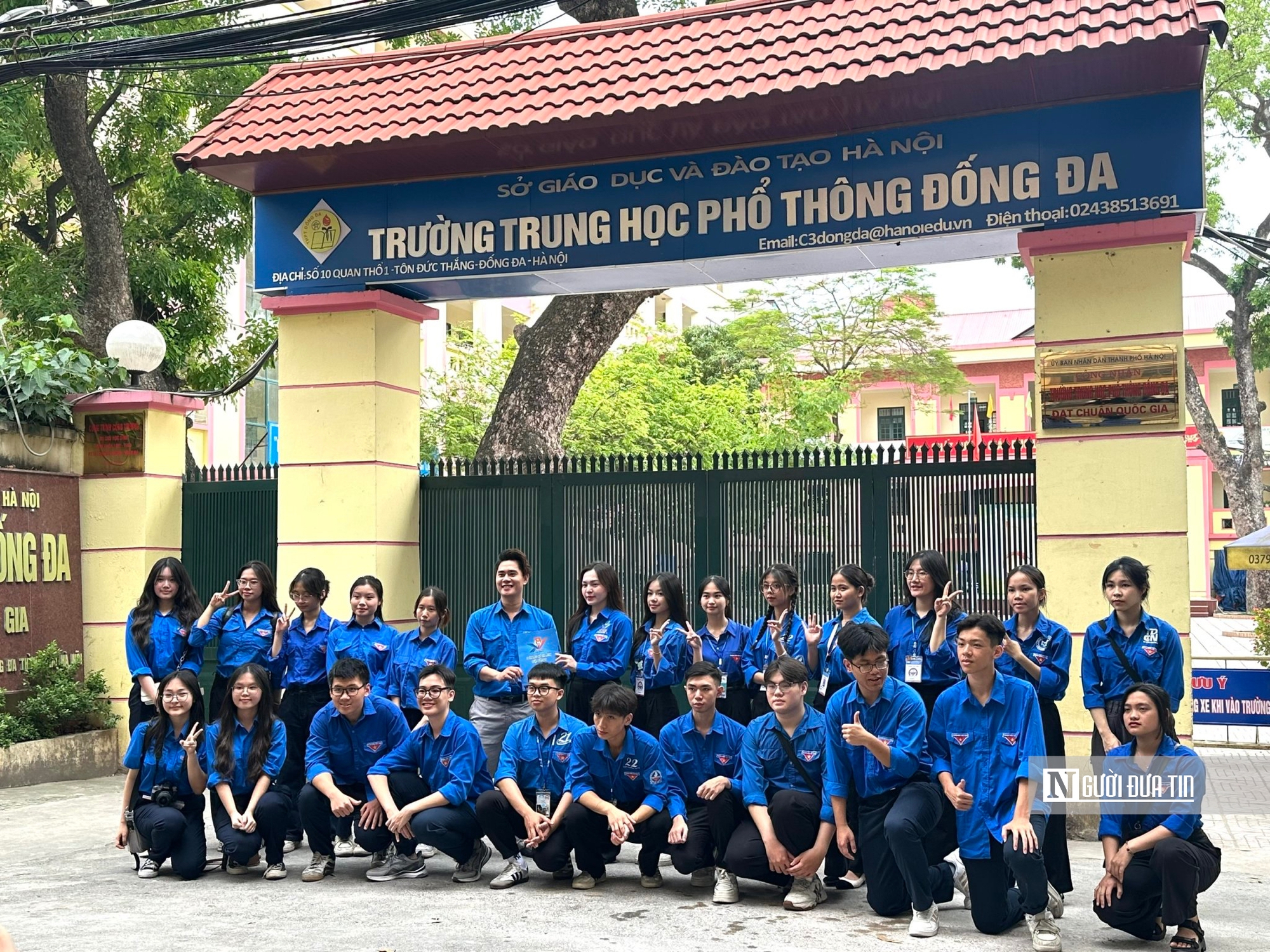 Phụ huynh sụt cân, lo lắng cho sĩ tử trước kỳ thi vào lớp 10- Ảnh 5. Phụ huynh sụt cân, lo lắng cho sĩ tử trước kỳ thi vào lớp 10- Ảnh 5.