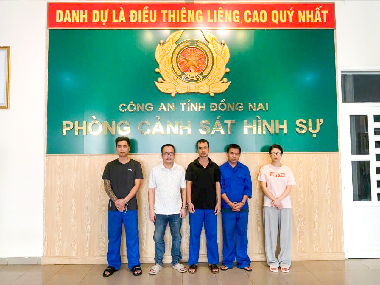 Đồng Nai: Khởi tố 5 bị can về hành vi lừa đảo chiếm đoạt 10.000 tỷ đồng- Ảnh 2. Đồng Nai: Khởi tố 5 bị can về hành vi lừa đảo chiếm đoạt 10.000 tỷ đồng- Ảnh 2.