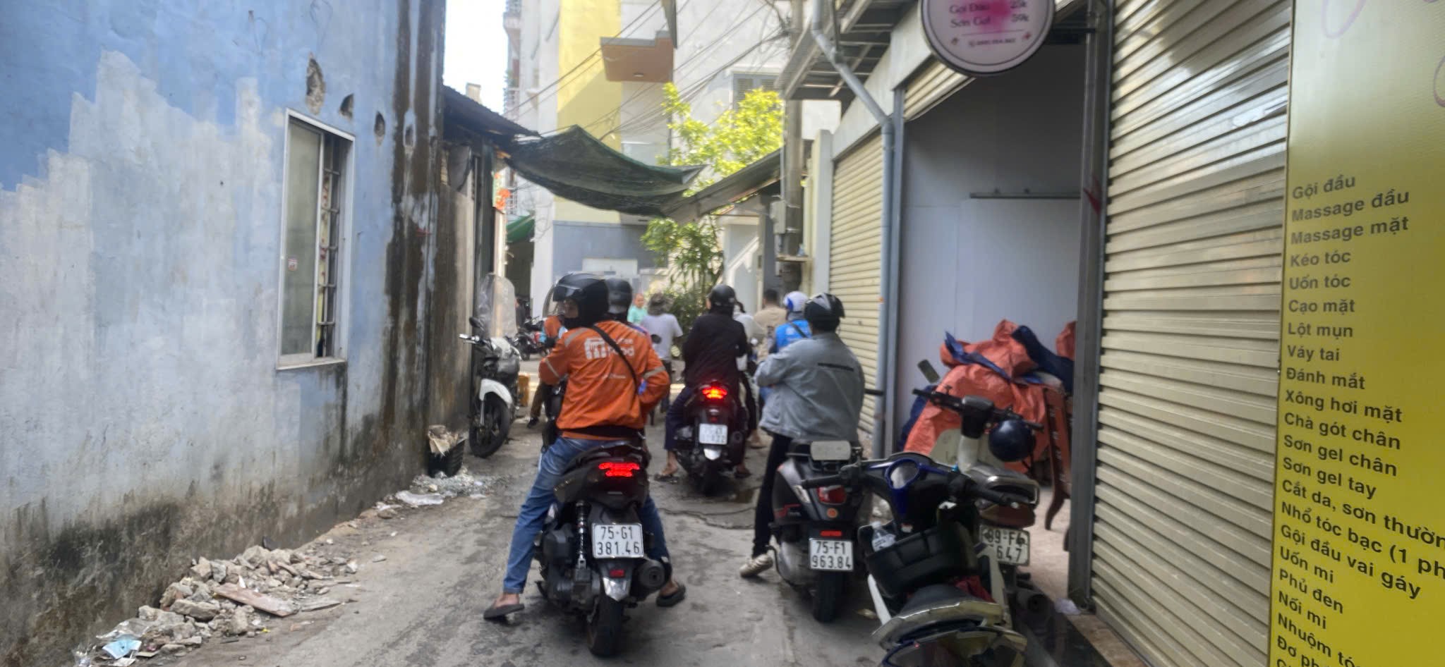 Nghi án con rể dùng dao truy sát cả nhà vợ, 3 người trọng thương- Ảnh 1. Nghi án con rể dùng dao truy sát cả nhà vợ, 3 người trọng thương- Ảnh 1.