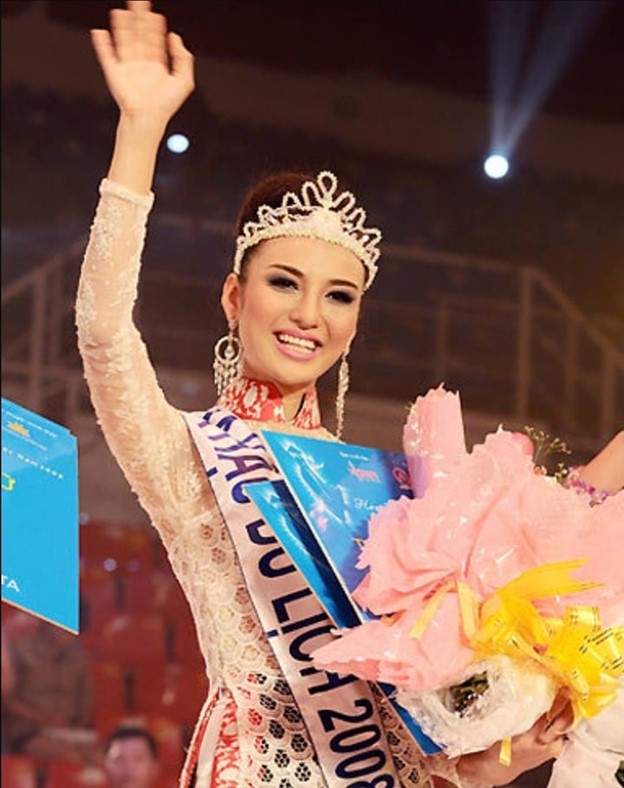 Hoa hậu Ngọc Diễm trẻ đẹp sau 17 năm đăng quang, cuộc sống tròn đầy bên con gái 15 tuổi- Ảnh 1. Hoa hậu Ngọc Diễm trẻ đẹp sau 17 năm đăng quang, cuộc sống tròn đầy bên con gái 15 tuổi- Ảnh 1.