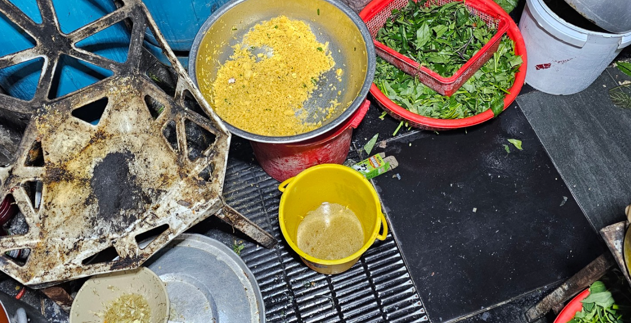 Nhiều quán trên “phố nhậu” mới nổi ở Đà Nẵng tái phạm, bị phạt hàng trăm triệu đồng- Ảnh 2. Nhiều quán trên “phố nhậu” mới nổi ở Đà Nẵng tái phạm, bị phạt hàng trăm triệu đồng- Ảnh 2.