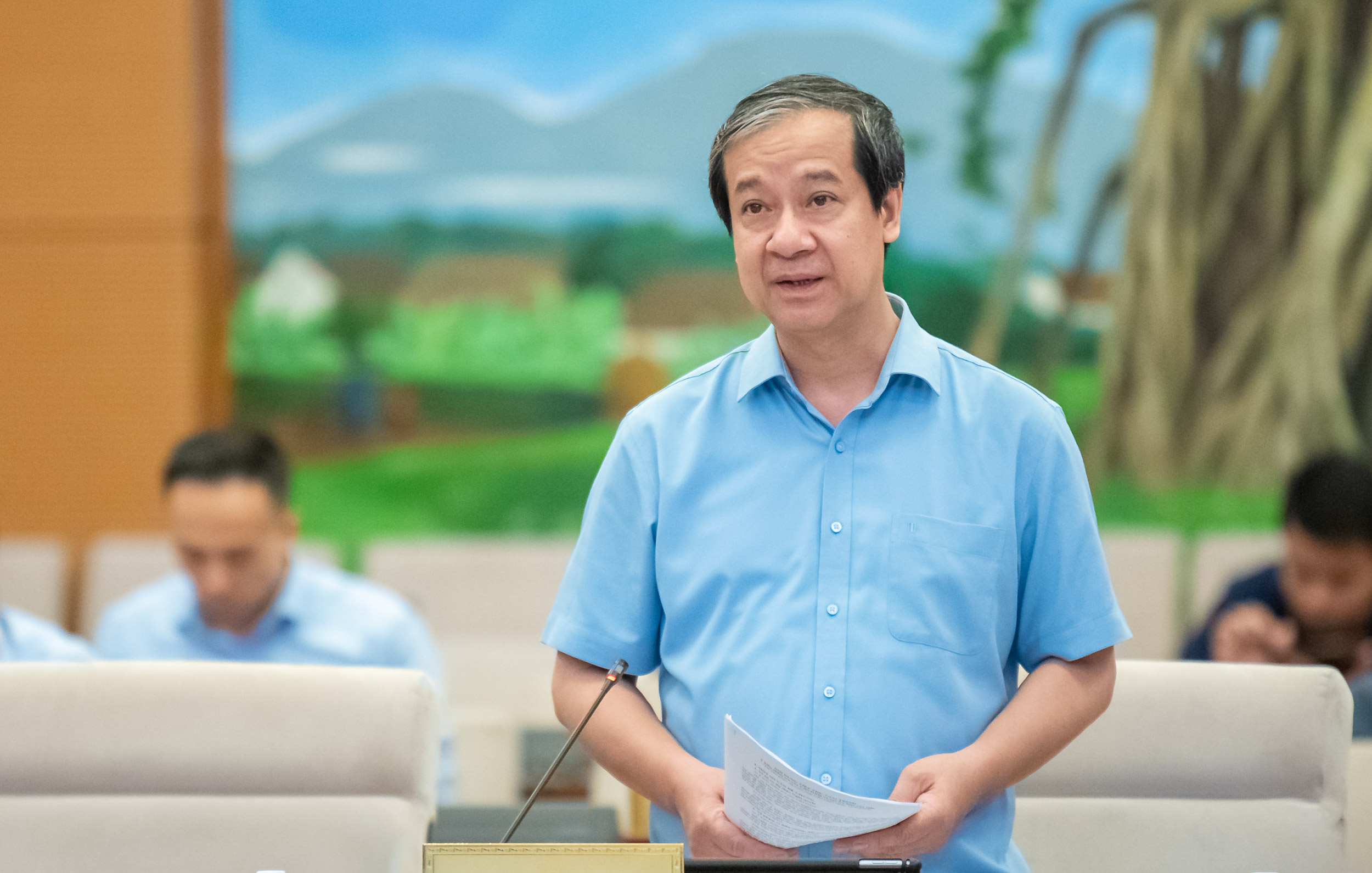 Bộ trưởng GD&ĐT lý giải việc cấm giáo viên dạy thêm học sinh chính khoá- Ảnh 3. Bộ trưởng GD&ĐT lý giải việc cấm giáo viên dạy thêm học sinh chính khoá- Ảnh 3.