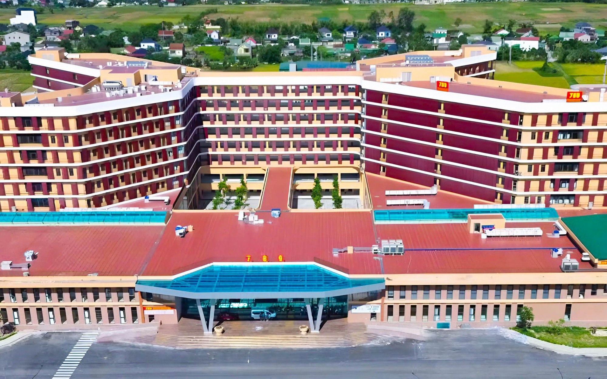 Cảm động chương trình cắt tóc miễn phí cho bệnh nhân- Ảnh 3. Dự án Bệnh viện Ung bướu Nghệ An hơn 1.200 tỷ đồng chính thức tiếp nhận bệnh nhân