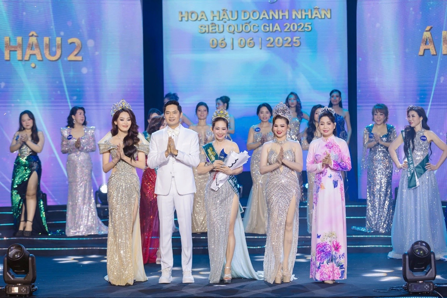 Đêm chung kết Hoa hậu Doanh nhân Siêu Quốc Gia 2025 thành công rực rỡ tại TP. Phan Thiết- Ảnh 5. Đêm chung kết Hoa hậu Doanh nhân Siêu Quốc Gia 2025 thành công rực rỡ tại TP. Phan Thiết- Ảnh 5.