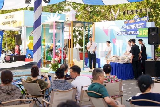Người dân Hải Phòng, Đà Nẵng hào hứng “đổi xe xăng, lấy xe máy điện”- Ảnh 5. Người dân Hải Phòng, Đà Nẵng hào hứng “đổi xe xăng, lấy xe máy điện”- Ảnh 5.