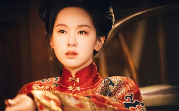 Nhan sắc mỹ nữ là "ánh trăng sáng", hình mẫu lý tưởng khiến hàng triệu người muốn kết hôn- Ảnh 6. Nhan sắc mỹ nữ là "ánh trăng sáng", hình mẫu lý tưởng khiến hàng triệu người muốn kết hôn- Ảnh 6.