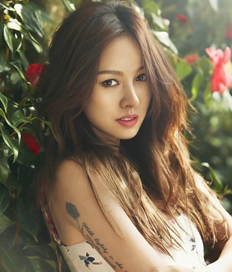 "Nữ hoàng gợi cảm" Lee Hyori gây choáng khi kiếm được 78 tỷ đồng trong 5 tháng- Ảnh 2.