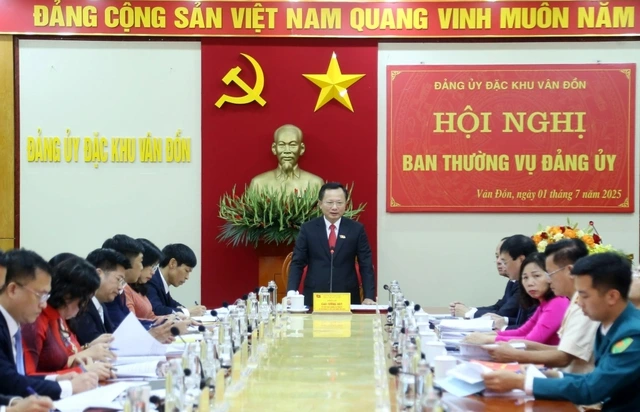 Phó Chủ tịch tỉnh Quảng Ninh giữ chức Bí thư đặc khu Vân Đồn- Ảnh 1. Phó Chủ tịch tỉnh Quảng Ninh giữ chức Bí thư đặc khu Vân Đồn- Ảnh 1.