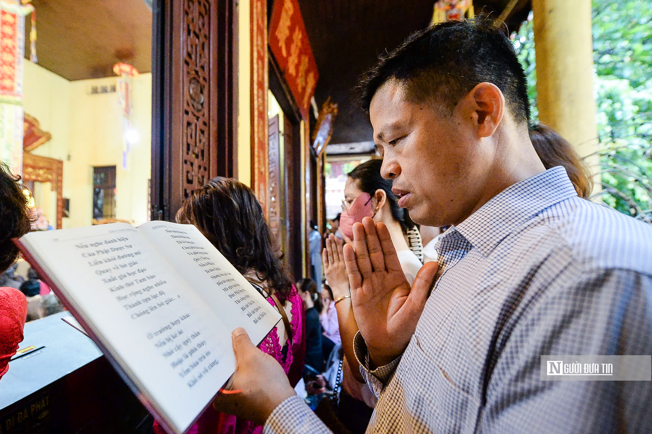 Cử ba hồi chuông trong ngày đầu vận hành chính quyền 2 cấp- Ảnh 6. Cử ba hồi chuông trong ngày đầu vận hành chính quyền 2 cấp- Ảnh 6.
