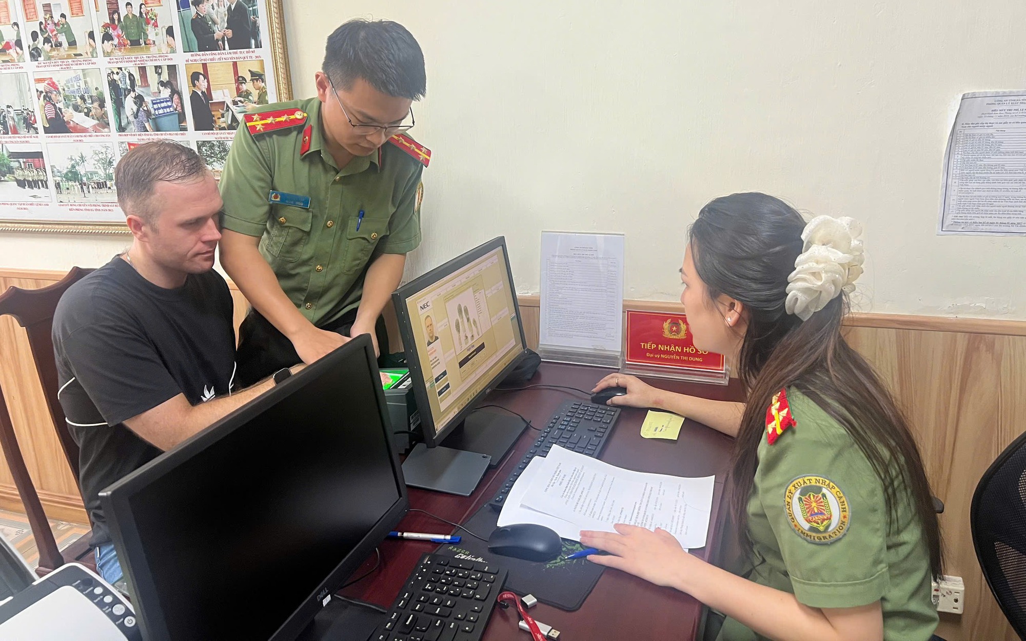 Hà Tĩnh triển khai cấp tài khoản định danh điện tử mức độ 2 cho người nước ngoài