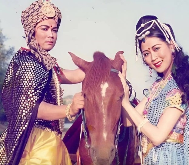 Nam tài tử nổi tiếng thập niên 90, từng được so sánh với Lý Hùng, cuộc sống kín tiếng ở tuổi 63- Ảnh 2. Nam tài tử nổi tiếng thập niên 90, từng được so sánh với Lý Hùng, cuộc sống kín tiếng ở tuổi 63- Ảnh 2.