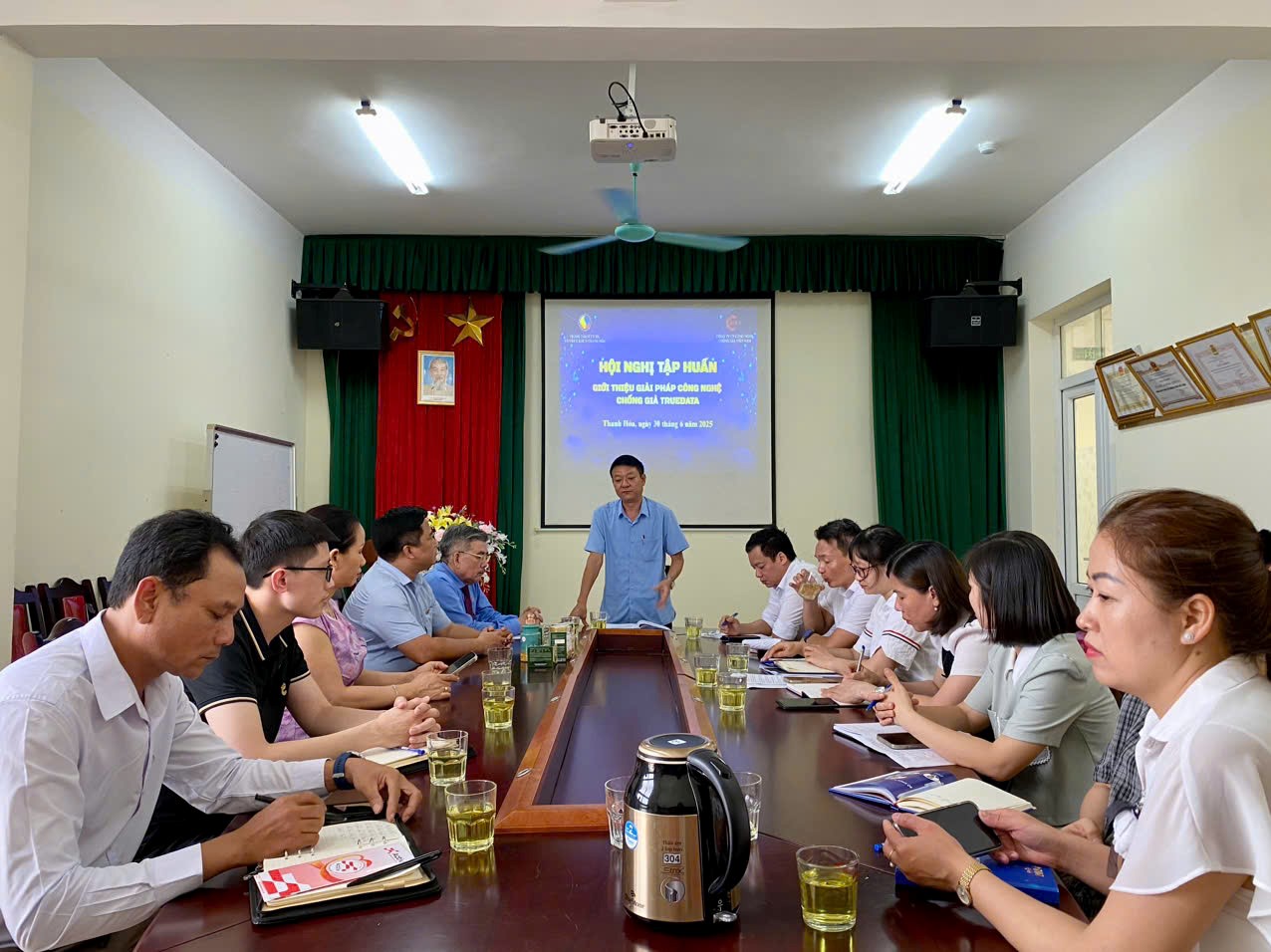 ACTIV Việt Nam phối hợp tập huấn giải pháp TrueData cho Trung tâm Kỹ Thuật Tiêu chuẩn Đo lường Chất lượng và Ứng dụng, Chuyển giao KHCN tỉnh Thanh Hóa- Ảnh 1. ACTIV Việt Nam phối hợp tập huấn giải pháp TrueData cho Trung tâm Kỹ Thuật Tiêu chuẩn Đo lường Chất lượng và Ứng dụng, Chuyển giao KHCN tỉnh Thanh Hóa- Ảnh 1.