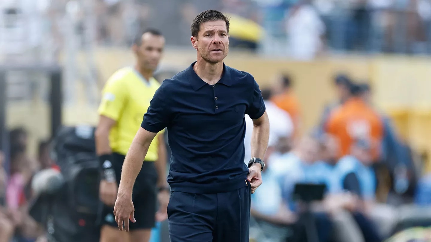 Real Madrid thua đậm PSG, Xabi Alonso nói gì về việc không tung Rodrygo vào sân? - Ảnh 1. Xabi Alonso nói về việc loại Rodrygo khỏi trận thua sốc của Real Madrid trước PSG - Ảnh 1.