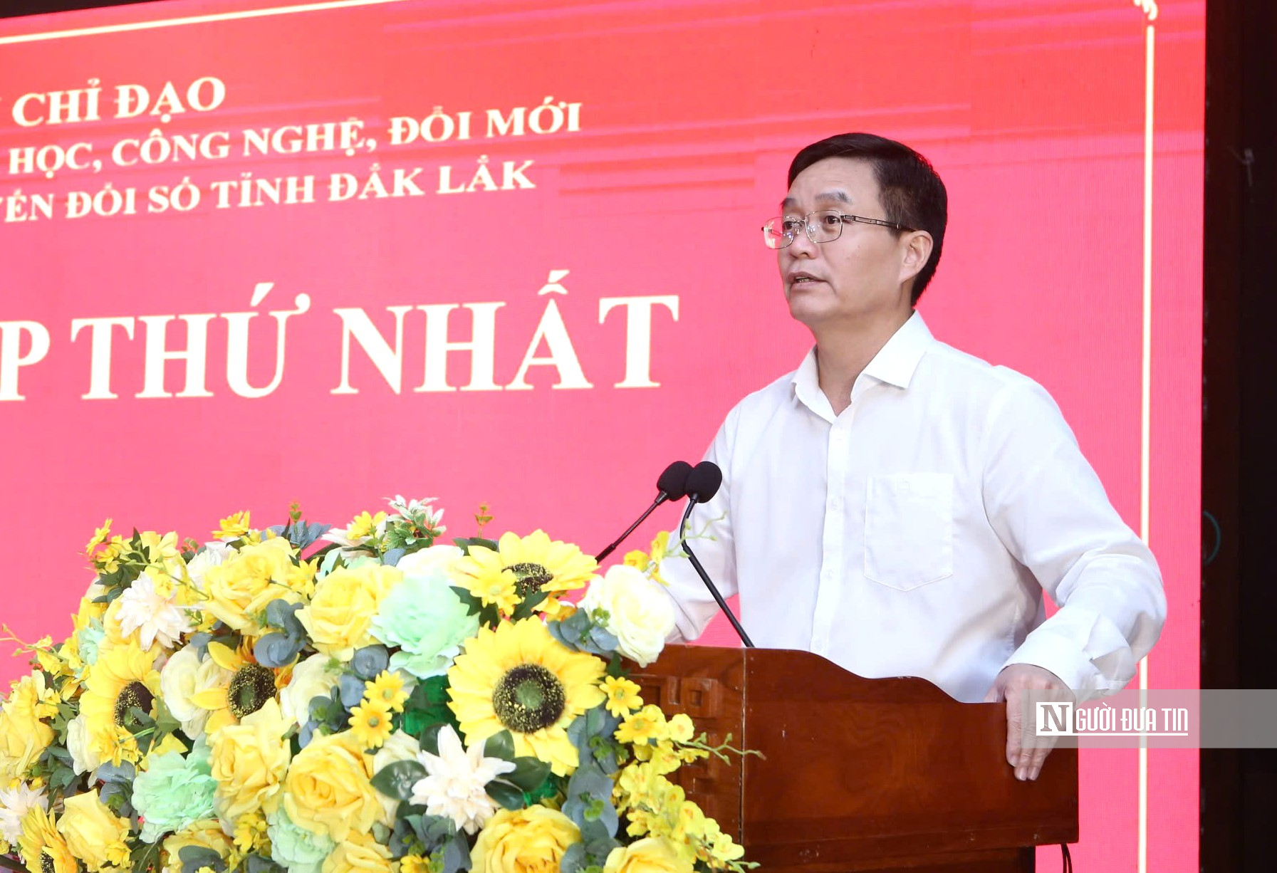 Bí thư Tỉnh ủy Đắk Lắk: Chuyển đổi số là "chiếc khóa vàng" của tăng trưởng- Ảnh 4. Bí thư Tỉnh ủy Đắk Lắk: Chuyển đổi số là "chiếc khóa vàng" của tăng trưởng- Ảnh 4.