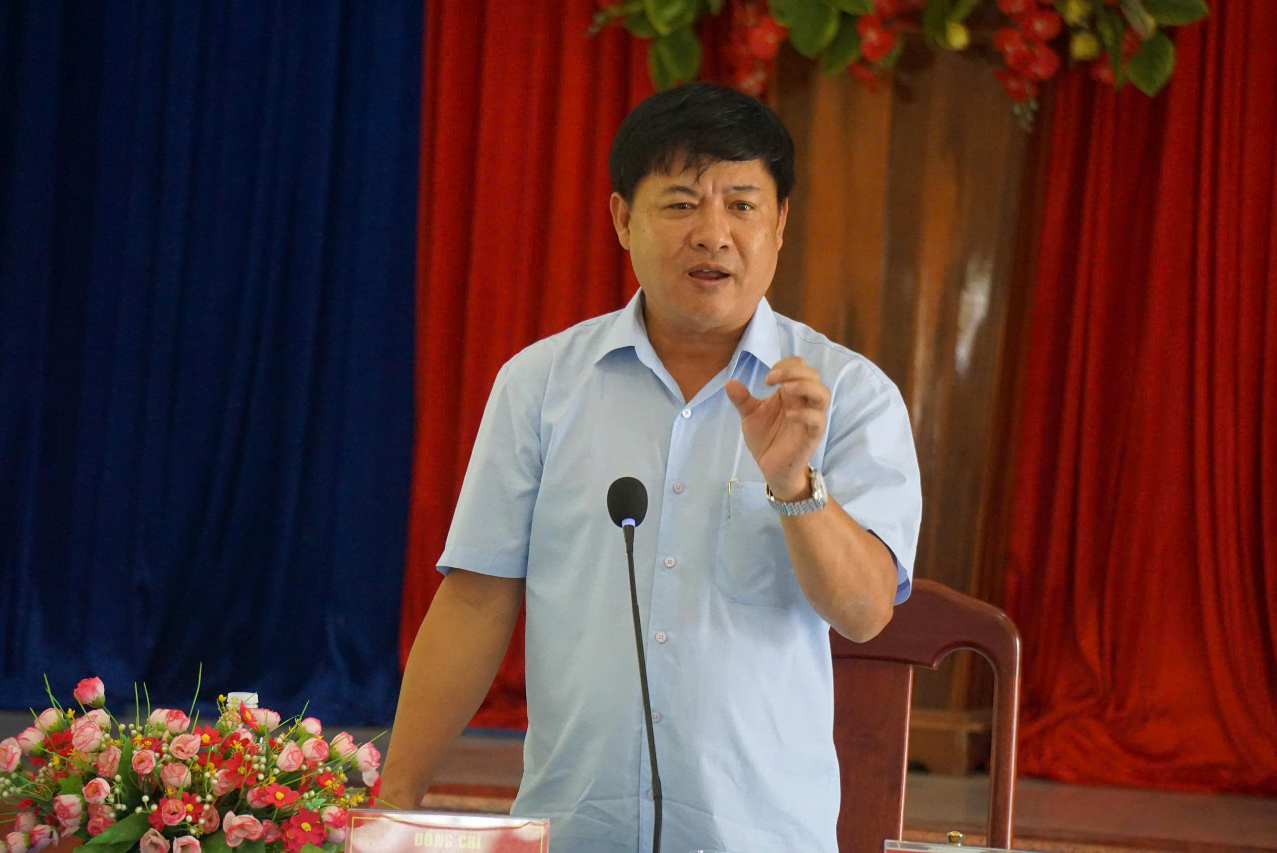 Chủ tịch Đà Nẵng: Không thể để cầu Quảng Đà xây xong mà không có đường dẫn- Ảnh 1. Chủ tịch Đà Nẵng: Không thể để cầu Quảng Đà xây xong mà không có đường dẫn- Ảnh 1.