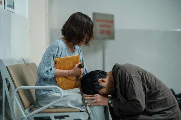 Hồng Đào - Tuấn Trần: Cặp "mẹ con trăm tỷ" của màn ảnh Việt lấy nước mắt khán giả - Ảnh 6.