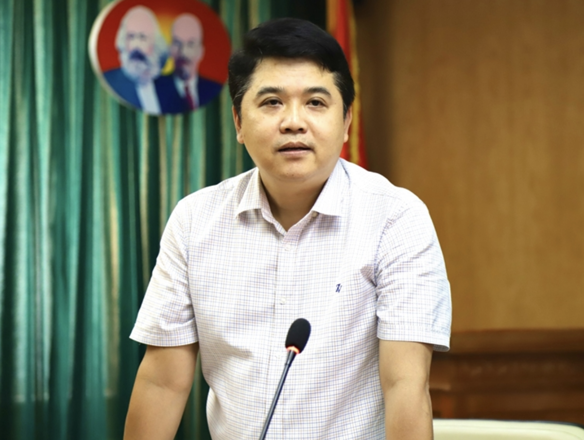 Sốt xuất huyết rút ngắn chu kỳ bùng phát, nguy cơ vỡ trận nếu lơ là phòng dịch - Ảnh 1.