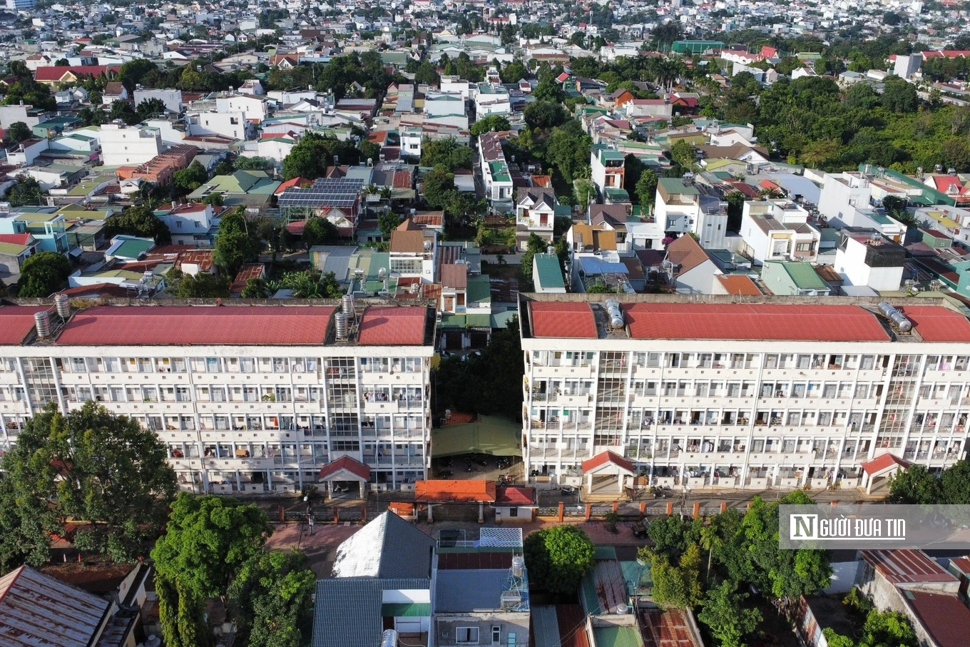 Đắk Lắk gấp rút sửa chữa, cải tạo nhiều công trình làm nhà ở cho cán bộ sau sáp nhập - Ảnh 1.