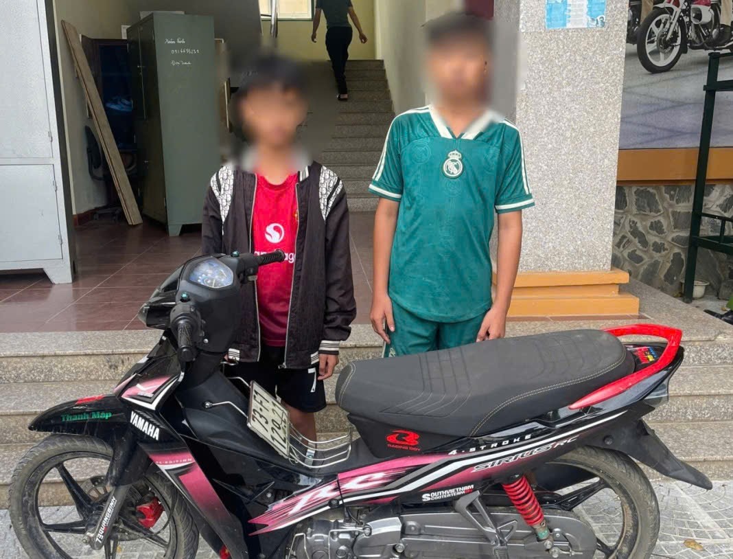 Điều tra vụ hai nam thiếu niên trộm xe máy, nhiều máy bơm nước - Ảnh 1. Điều tra vụ hai nam thiếu niên trộm xe máy, nhiều máy bơm nước - Ảnh 1.
