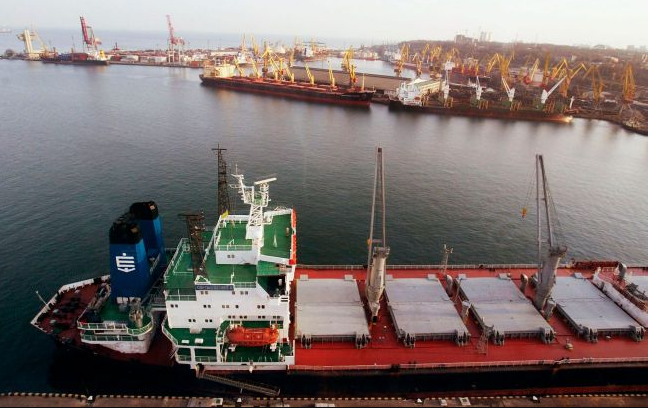 Hungary muốn giảm phụ thuộc vào dầu Nga, cảng Odessa được gọi tên - Ảnh 1.