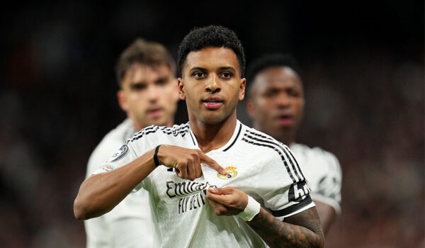 Rodrygo “bơ đẹp” khi người hâm mộ hỏi về Arsenal- Ảnh 1. Rodrygo “bơ đẹp” khi người hâm mộ hỏi về Arsenal- Ảnh 1.