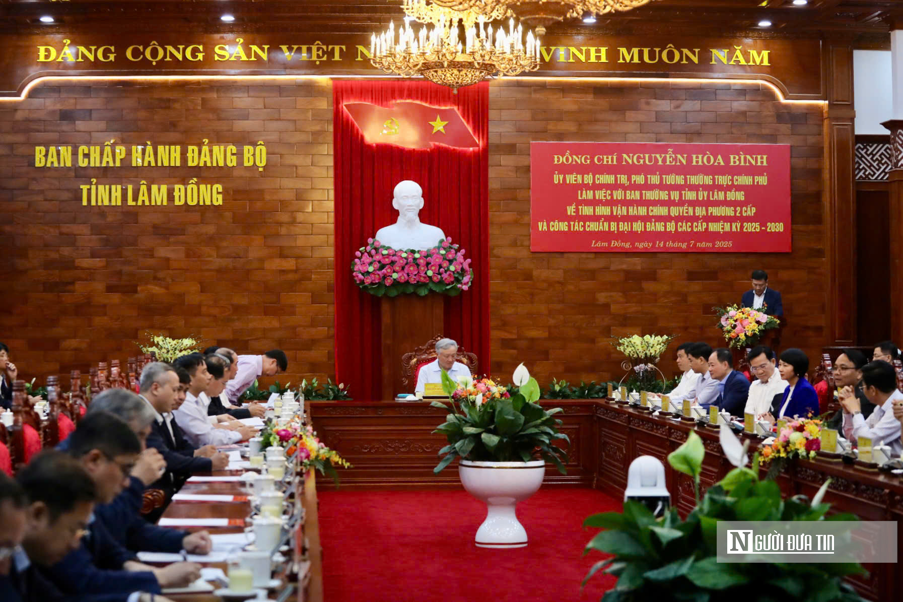 Phó Thủ tướng Thường trực Chính phủ: Lâm Đồng thúc đẩy phát triển kinh tế-xã hội, bảo đảm quốc phòng-an ninh - Ảnh 1.